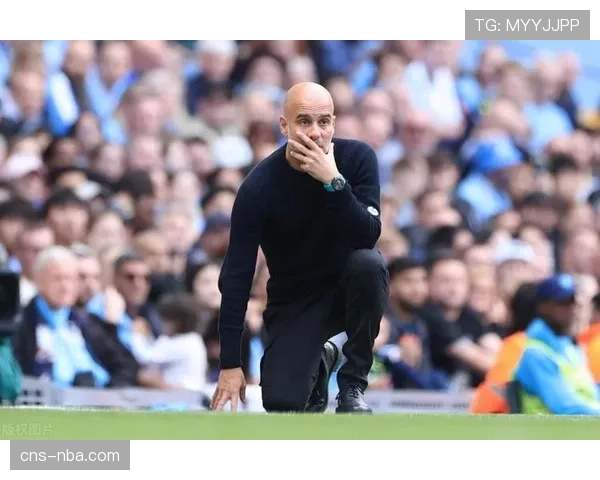 战术板瞬间：瓜迪奥拉半场用斯通斯换下科瓦契奇，改打三中卫加强防守